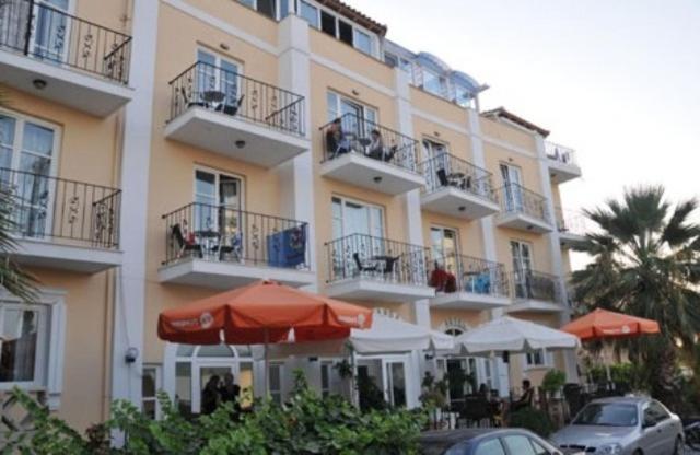 Amanda Hotel Karlovassi Exterior photo